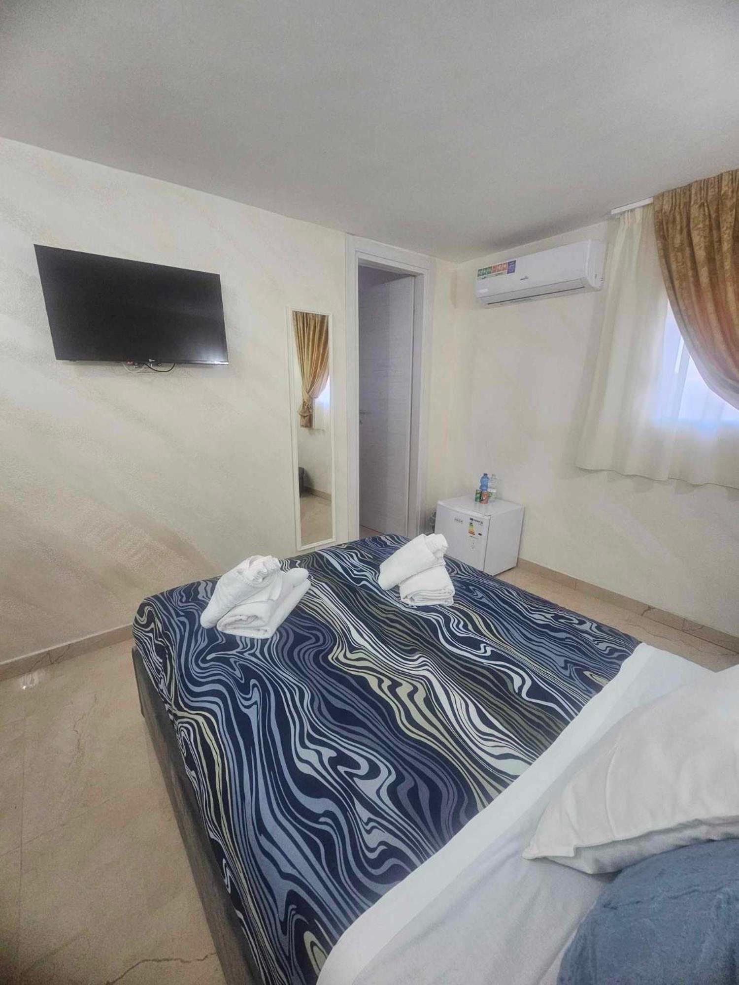 Golden House Sicily Hotel Катания Екстериор снимка