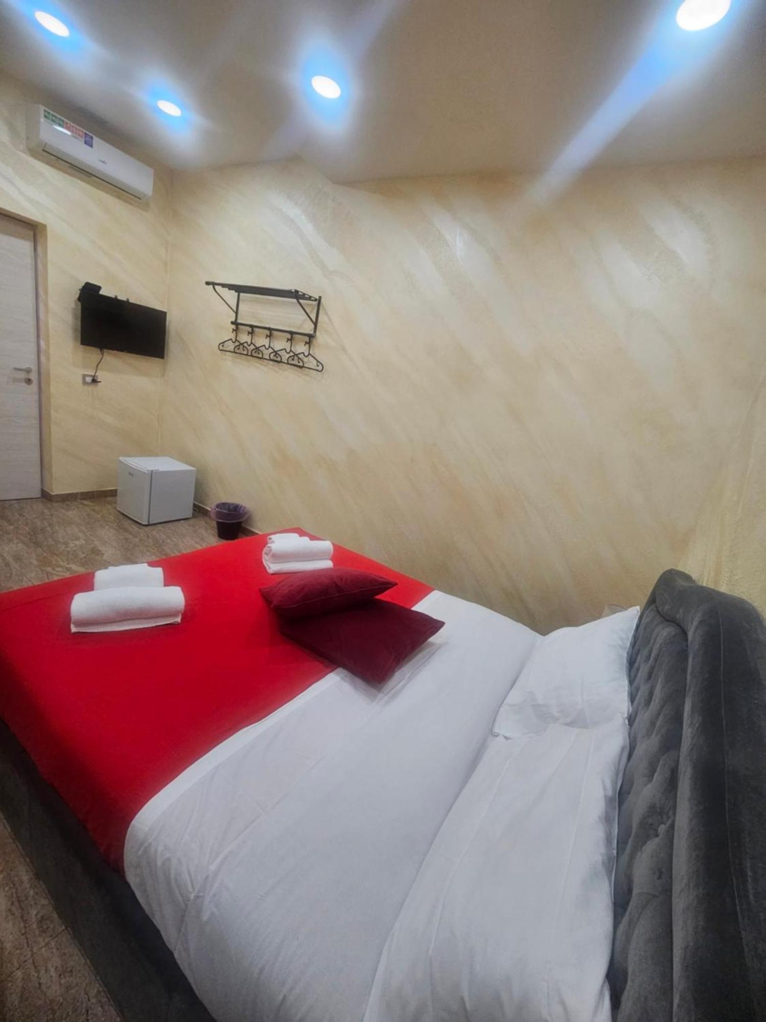 Golden House Sicily Hotel Катания Екстериор снимка
