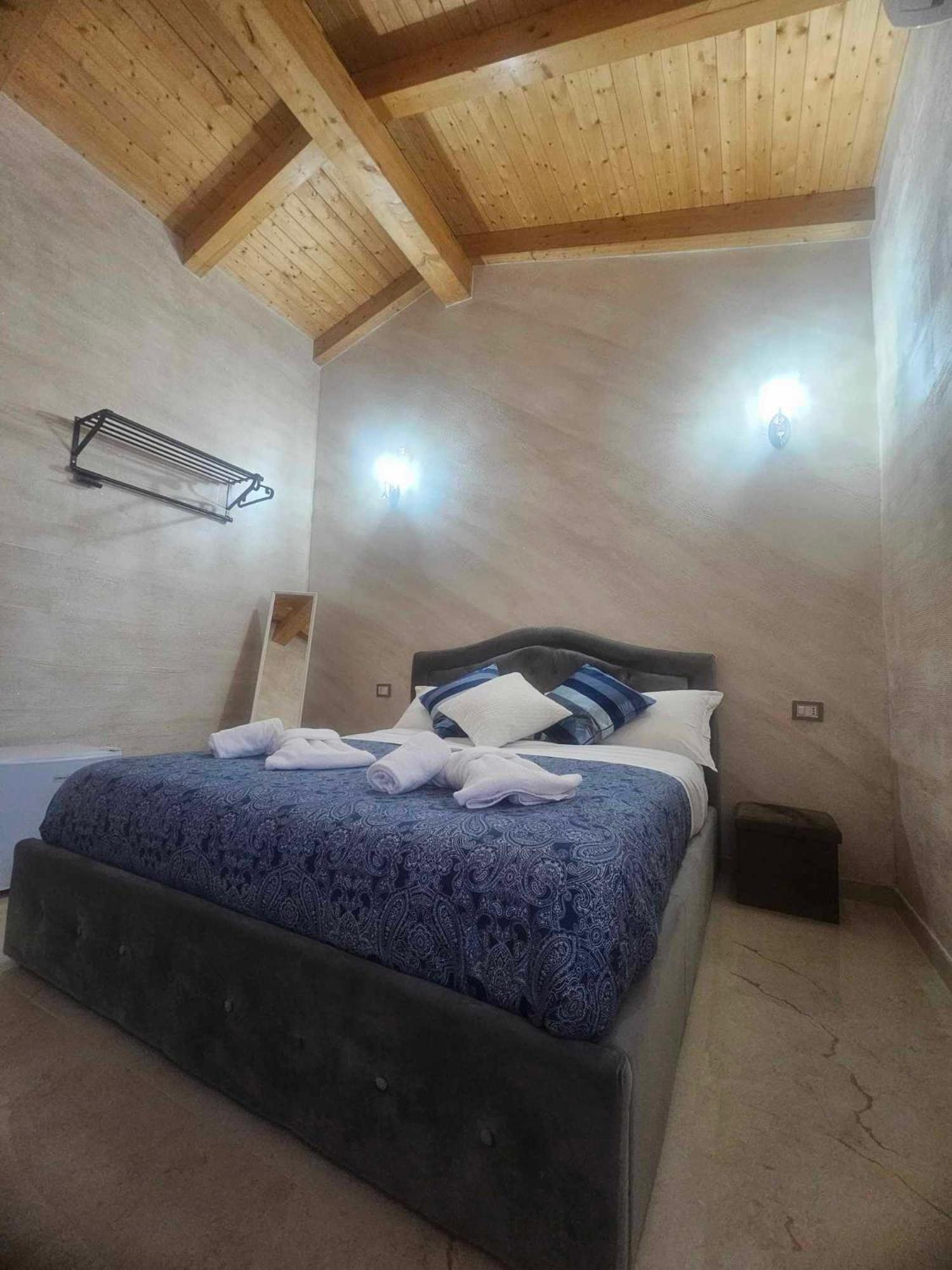 Golden House Sicily Hotel Катания Екстериор снимка
