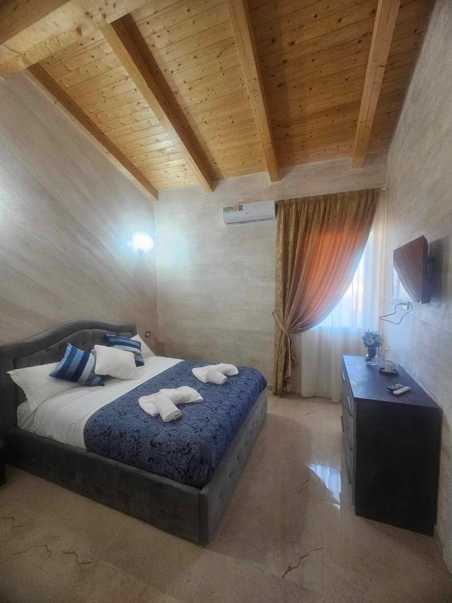 Golden House Sicily Hotel Катания Екстериор снимка